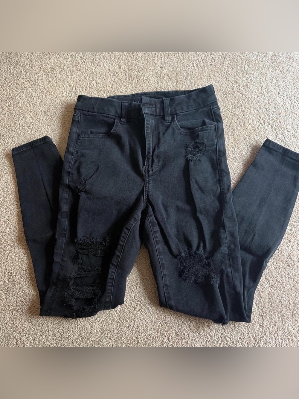 American Eagle Outfitters Women's Black Distressed Skinny Jeans